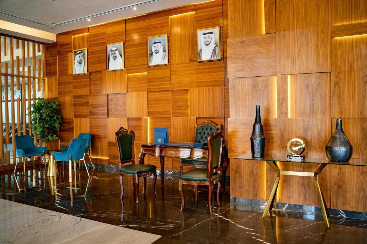Luxe Grand Hotel Apartments Σάρτζα Εξωτερικό φωτογραφία The lobby of the hotel
